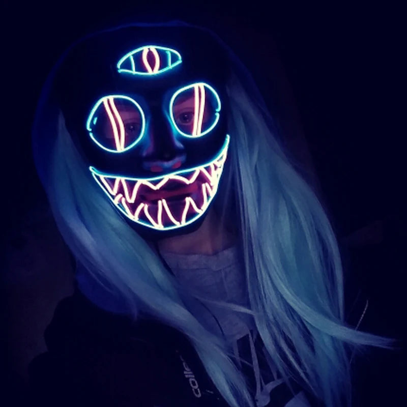 Happy Halloween: Máscara Luminosa para Fiestas