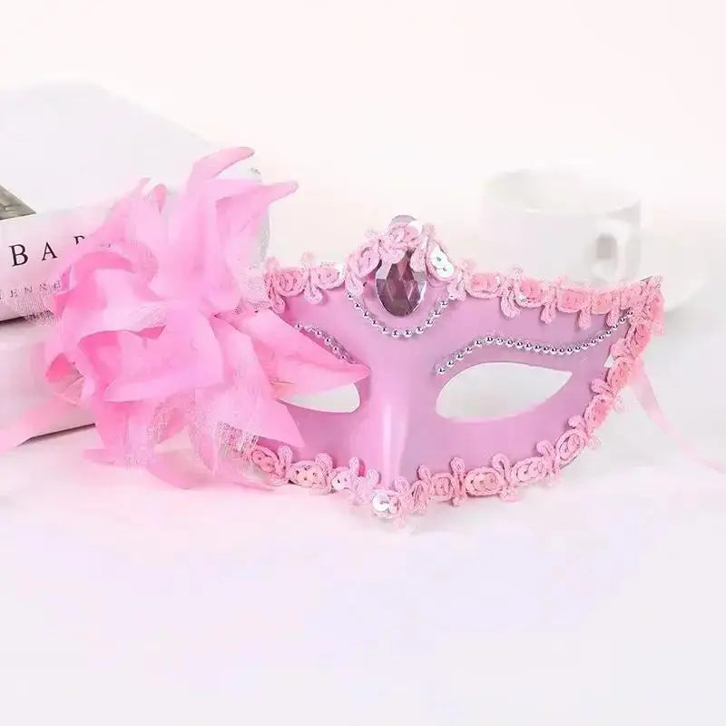 Happy Halloween: Media Máscara para Princesa - Accesorio Elegante para Vestidos Sexys